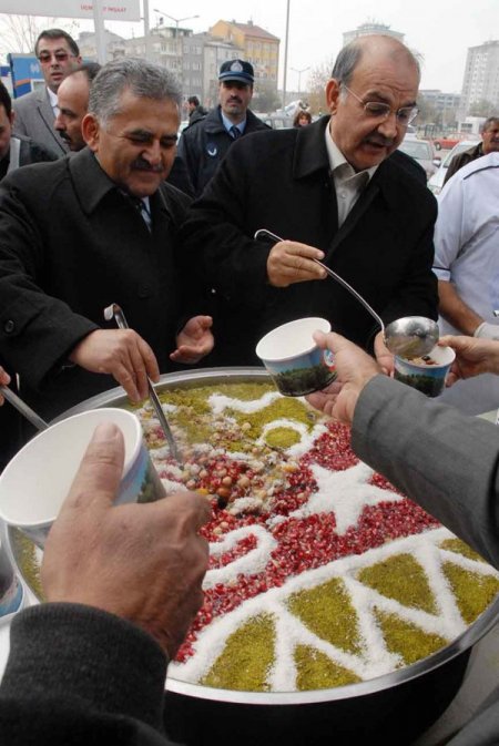 Başkan Büyükkılıç: Kayseri’de trafikteki araç sayısı 250 bini aştı