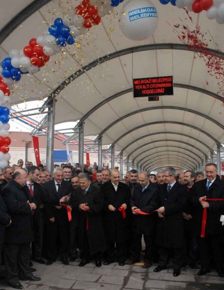 Başkan Büyükkılıç: Kayseri’de trafikteki araç sayısı 250 bini aştı