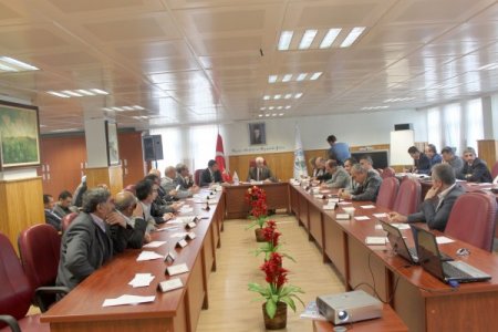 Başkan Dede: Üniversite hattı için otobüs kiralayacağız