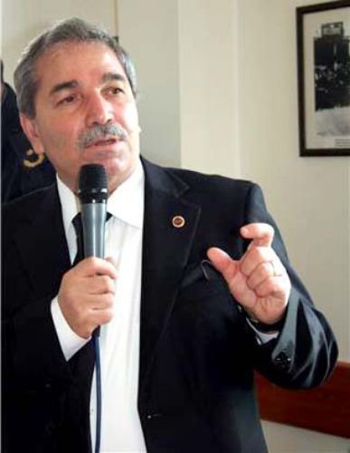 Başkan Demirtaş: Siyaset, 'siyaseti Sahtekar Adam Yapar' Mantığından Kurtarılmalı