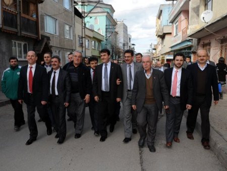 Başkan Dündar, Tuna Mahallesi'nde kentsel dönüşümü anlattı