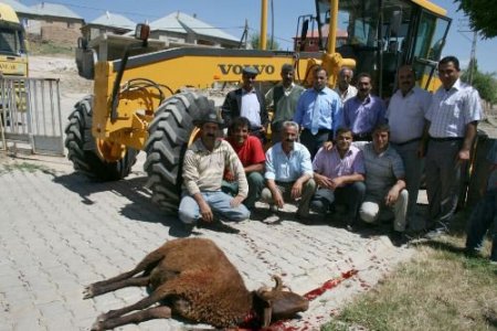 Başkan Geçer: Dedeli'ye En Güzel Hizmeti Sunmaya Çalışıyoruz