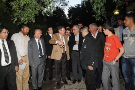 Başkan Gökçek, Yenimahalle'de Belediye Çalışmalarını İnceledi