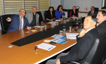 Başkan Gümrükçüoğlu: Su şebekesinin yenilenmesi projesinde sona gelindi