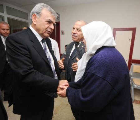 Başkan Kocaoğlu'ndan Hastaneye Sürpriz Bayram Ziyareti