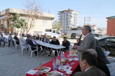 Başkan Necattin Demirtaş, Kışla Mahallesi'nin dertlerini dinledi