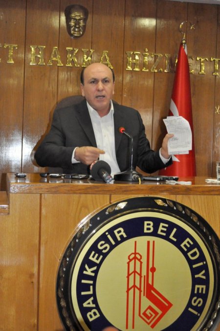 Başkan Ok'a, babasının cenazesindeki harcamalardan soruşturma açıldı