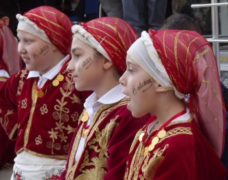 Başkan oyuna kalktı, halk coştu