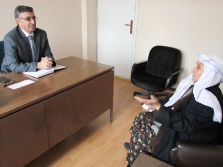 Başkan Özbilen, halk gününde sorunlara yerinde çözüm üretiyor