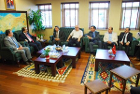 Başkan Öztürk, TDBB Yönetim Kurulu’nu Seyhan’da ağırladı