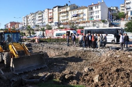 Başkan Posbıyık ve beraberindeki heyet mahallelerde incelemede bulundu