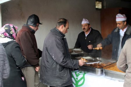Başkan Tanık, Heyelan Bölgesinde Vatandaşların Sorunlarını Dinledi