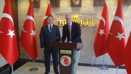 Başkan vekili, ABD Büyükelçisinden KCK tutukluları için destek istedi