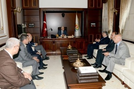 Başkan Vekili Aldırmaz taşımacıların sorunlarını dinledi