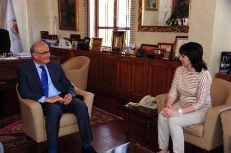 Başkan Yılmaz; Çerkesler, Türkiye’nin vazgeçilmez zenginliğidir