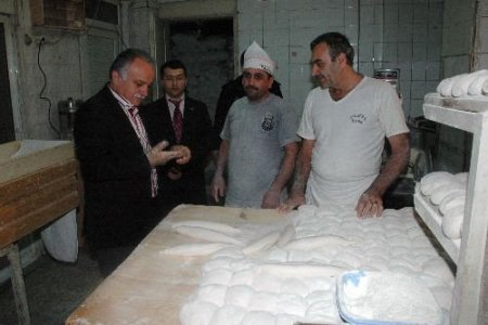 Başkan Zabıtayı, Zabıta Fırınları Denetledi