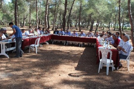 Başkan Zenbilci muhtarları dinledi