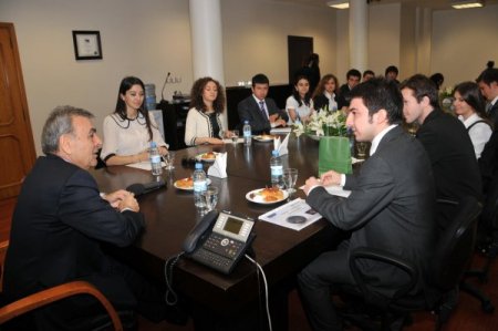 Başkan’dan Gençlere 3 Altın Öğüt: Kendinizi İyi Yetiştirin, Sevdiğiniz İşi Yapın Ve Sabırla Dinleyin