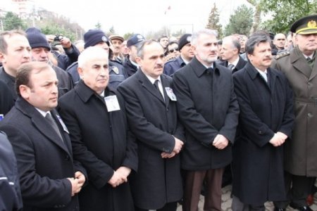 Başkanı, Binlerce Kişi Gözyaşı İle Uğurladı