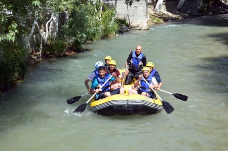 Başkanların rafting heyecanı