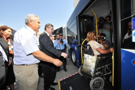 Başkent, metrobüsüne kavuştu