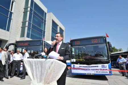 Başkent, metrobüsüne kavuştu