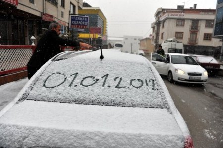 Başkent, Yeni Yılın İlk Gününde Beyaza Büründü