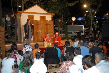 Başkent Tiyatrosu, köylerde perde açacak