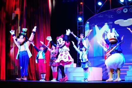 Başkentli çocuklar Mickey ile tanıştı