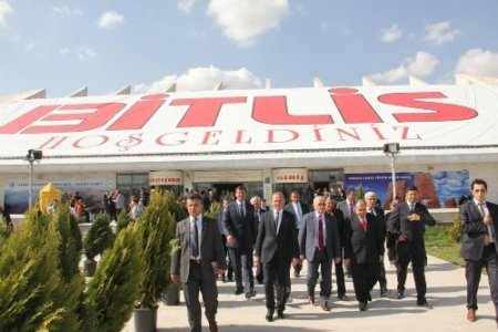 Başkentliler Bitlis Tanıtım Günleri'ne yoğun ilgi gösteriyor