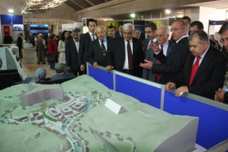 Başkentliler Bitlis Tanıtım Günleri'ne yoğun ilgi gösteriyor