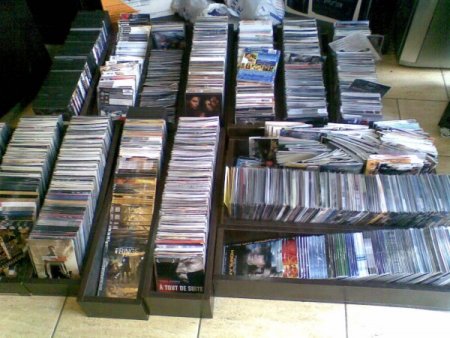 Başkentte 260 bin TL değerinde korsan CD yakalandı