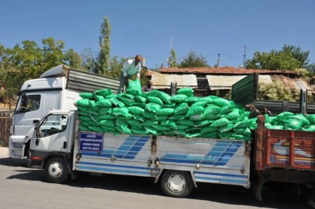 Başkent'te 85 bin aileye Büyükşehir'den kömür yardımı