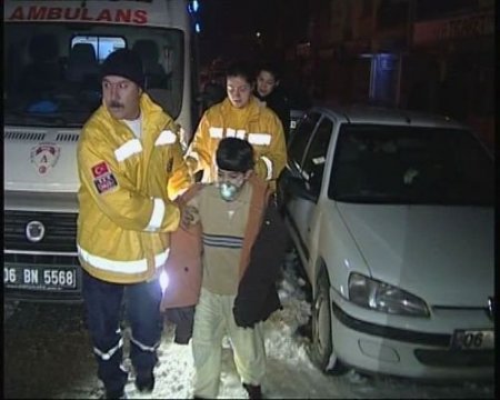 Başkent'te Aynı Aileden 8 Kişi Doğalgazdan Zehirlendi (2)