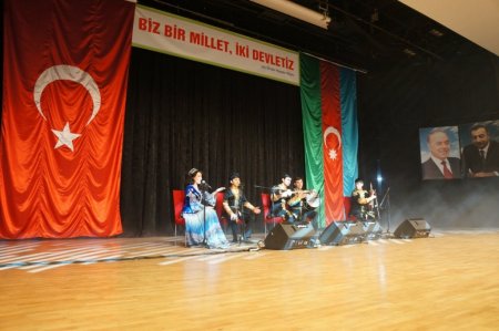 Başkentte Azeri türkülerle coşkulu Nevruz kutlaması