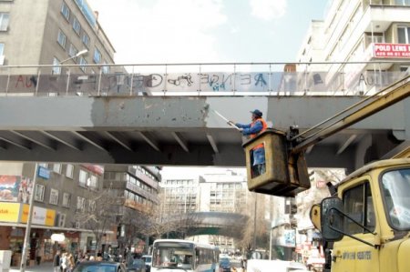 Başkent'te ortak kullanım alanlarına kış öncesinde bakım