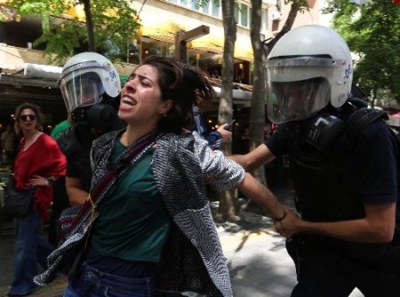 Başkent'te Reyhanlı protestosuna polis müdahalesi: 10 gözaltı