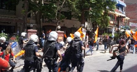 Başkent'te Reyhanlı protestosuna polis müdahalesi: 10 gözaltı