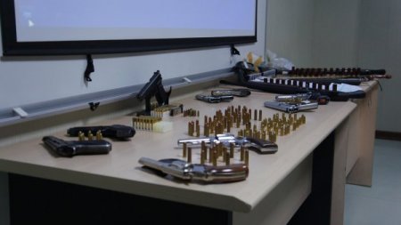 Başkent'te silahlı gasp çetesine baskın: 8 gözaltı