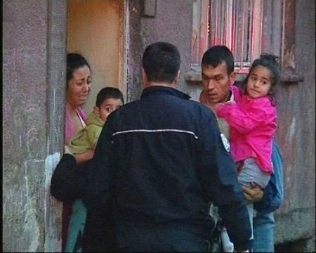 Başkent'te Yangın: 1 Kişi Dumandan Etkilendi