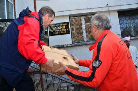 Başmüftülük'ten, Peder İvan'ın barınma yurduna kurban eti yardımı
