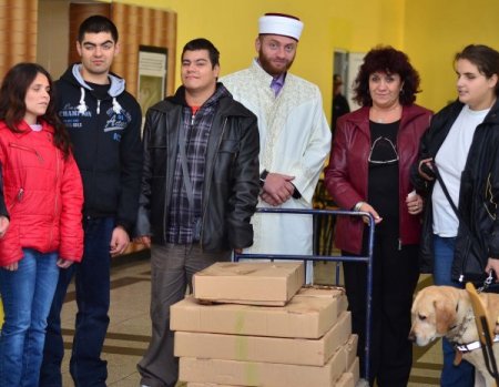 Başmüftülük'ten, Peder İvan'ın barınma yurduna kurban eti yardımı