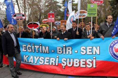 Başörtüsü kamuda da serbest olsun