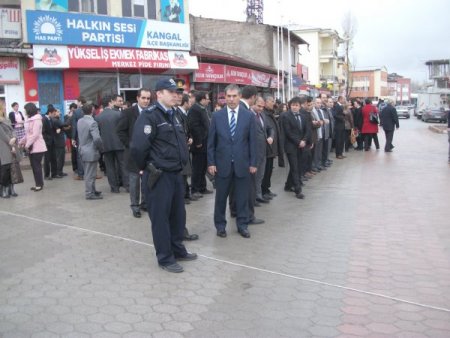 Başörtüsü krizini Kaymakamlık yalanladı