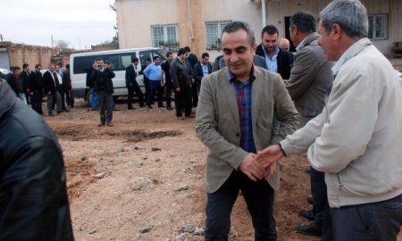 Batı'dan yardım için gelen iş adamları 'Kardeşlik Çadırı'nda gönül birliği kurdu