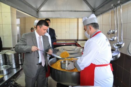 Batman Valiliği, 1000 kişiye sıcak yemek verecek