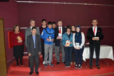 Batman’da, Türkiye ile aynı anda okuma etkinliği gerçekleştirildi