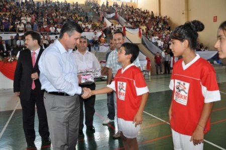 Batman'da 2 bin 500 çocuk 'Daha güzel yarınlar' projesinden yararlandı