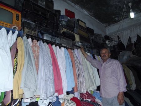 Batman’da 40 yıldır ikinci el eşya satışı yapıyor