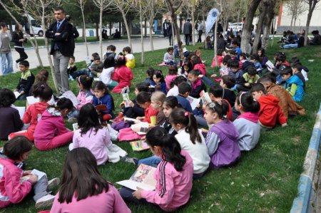 Batman'da kitap okuma kampanyası ilgi gördü